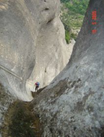 Pyrenees aventure - canyon canyoning Sierra de Guara Mont Perdu - P. Gimat